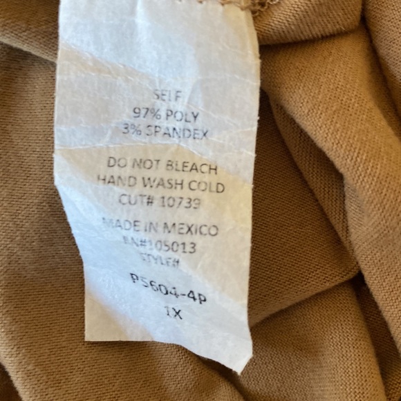 💖Wide Leg/Flare Leg Camel Color Pants. Size 1X EUC💖 - Picture 6 of 6